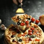 História da Pizza: Das Raízes Antigas à Paixão Global